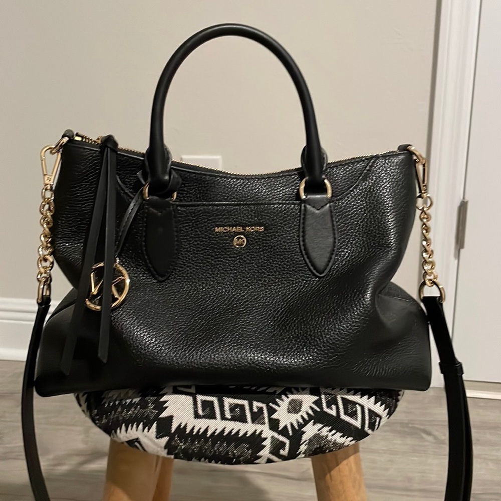 MICHAEL Michael Kors Black Leather Handbag